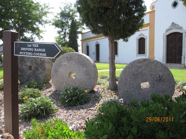 PORTUGAL ALGARVE CHURCH TO DRIVING RANGE